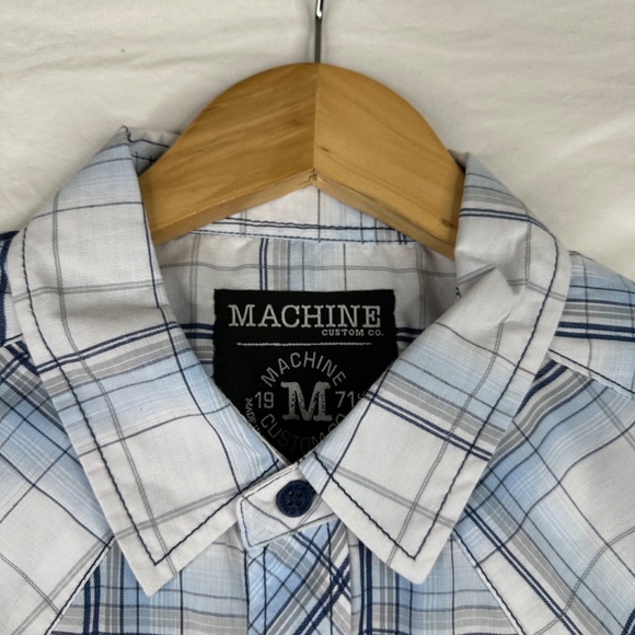 MACHINE custom co. Short Sleeve‎ Button Down Shirt Size Large - Picture 3 of 5